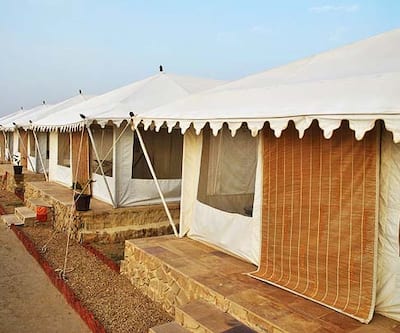 https://imgcld.yatra.com/ytimages/image/upload/t_hotel_yatra_city_desktop/v1437738435/Domestic Hotels/Hotels_Jaisalmer/The Mama's Resort and Camp/Overview.jpg